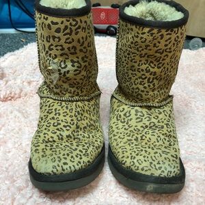 Leopard UGG